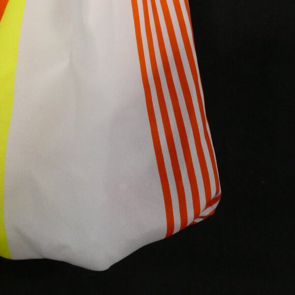 Unbranded | 18 months | Vibrant Striped and Floral Mini Dress for Kids - Picture 8 of 14